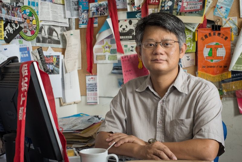 蒙兆达，45岁，香港职工会联盟总干事